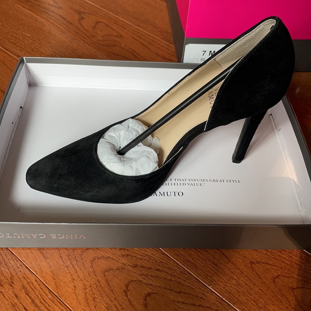 BRAND NEW WITH BOX Faiva Vince Camuto pumps